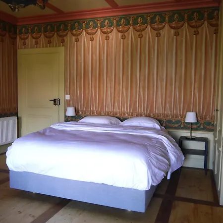 Апартаменты Chateau Marnand - Appartement Louis XVI *